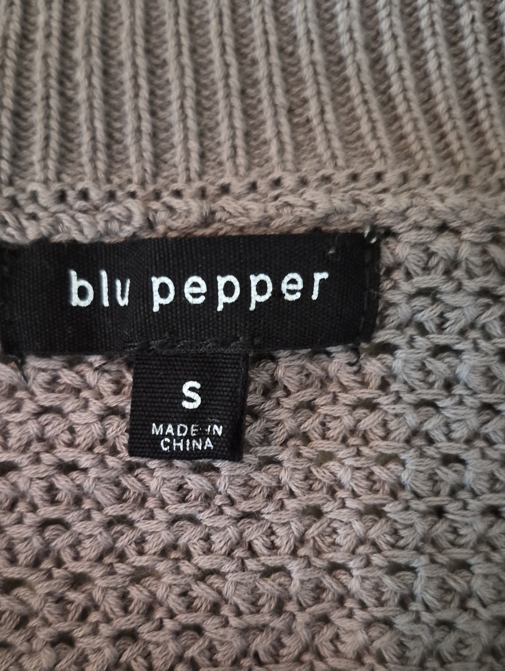 Blu Pepper Checkerboad Pattern Sweater Size S - Picture 4 of 6